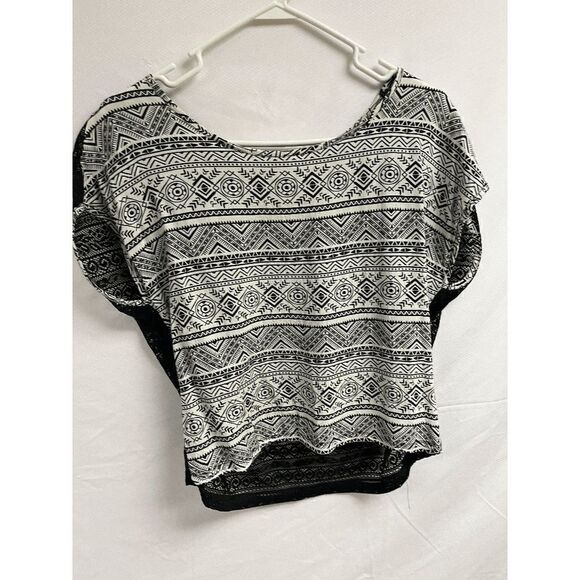 Forever 21 wear it both sides Women's Tunic Scoop neck cap Sleeve Cropped Top wi - Picture 1 of 6